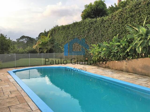 #331 - Casa em condomínio para Locação em Carapicuíba - SP