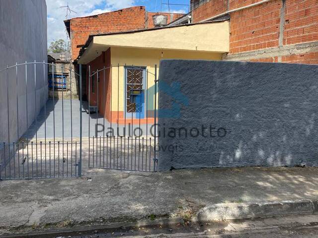 #447 - Casa para Venda em Cotia - SP