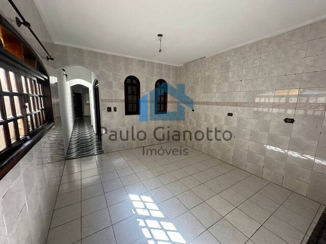 Casa para Locação em Cotia - 4
