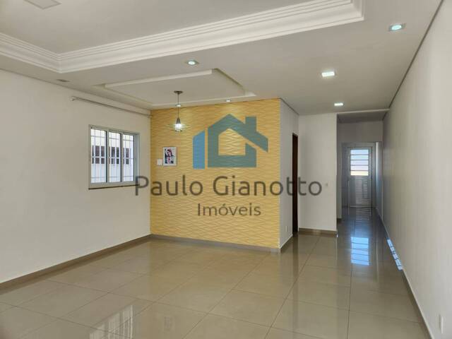 Casa para Locação em Cotia - 4