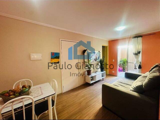 #671 - Apartamento para Venda em Cotia - SP