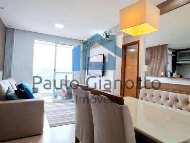 Apartamento para Venda em Carapicuíba - 4