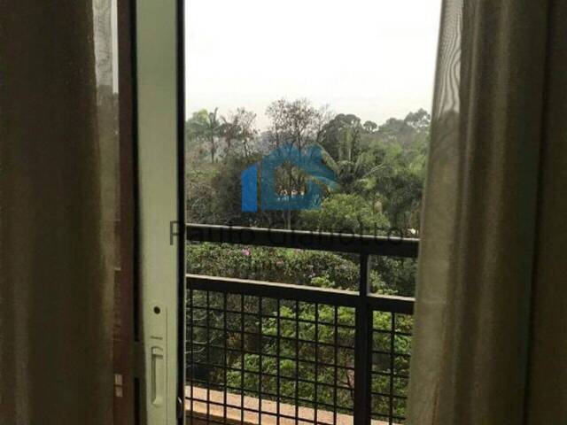 #18 - Flat para Venda em Cotia - SP - 2