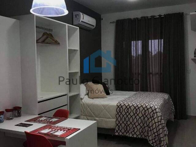 #18 - Flat para Venda em Cotia - SP - 1