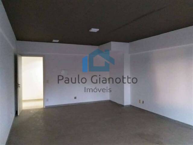 Sala para Venda em Cotia - 5