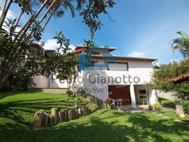 Casa para Locação em Cotia - 4