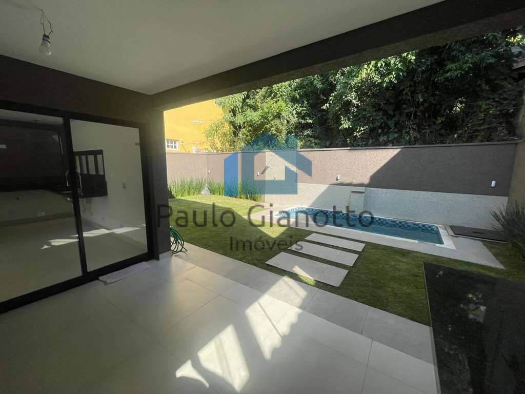 Casa de Condomínio à venda com 3 quartos, 221m² - Foto 30
