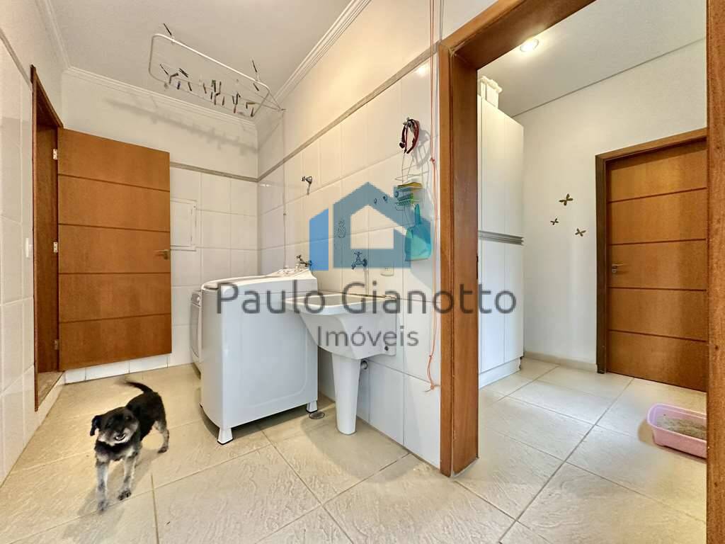 Casa de Condomínio à venda com 3 quartos, 330m² - Foto 18
