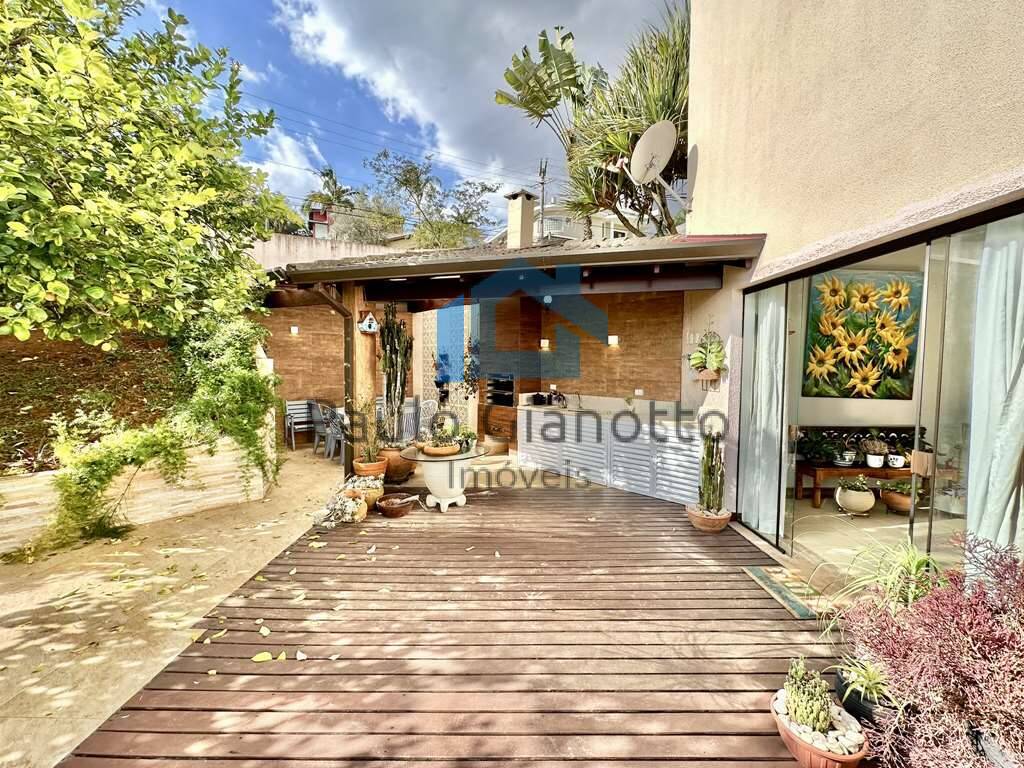 Casa de Condomínio à venda com 3 quartos, 330m² - Foto 23