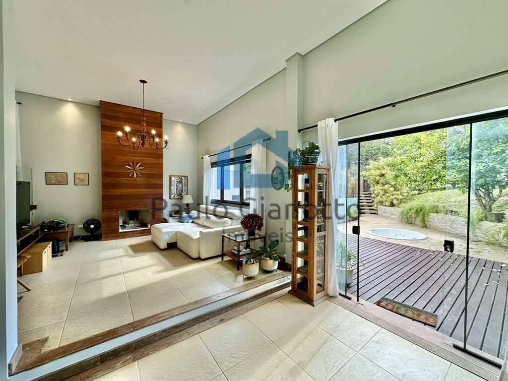 Casa de Condomínio à venda com 3 quartos, 330m² - Foto 22