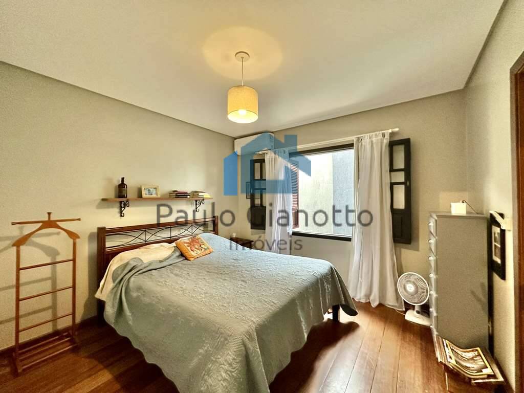 Casa de Condomínio à venda com 3 quartos, 330m² - Foto 52