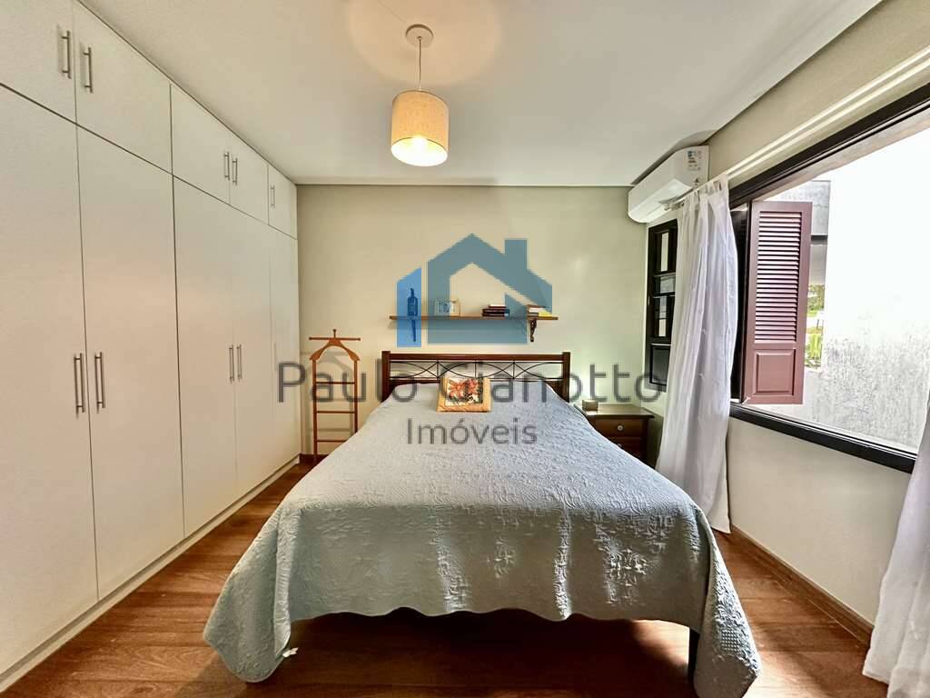 Casa de Condomínio à venda com 3 quartos, 330m² - Foto 53