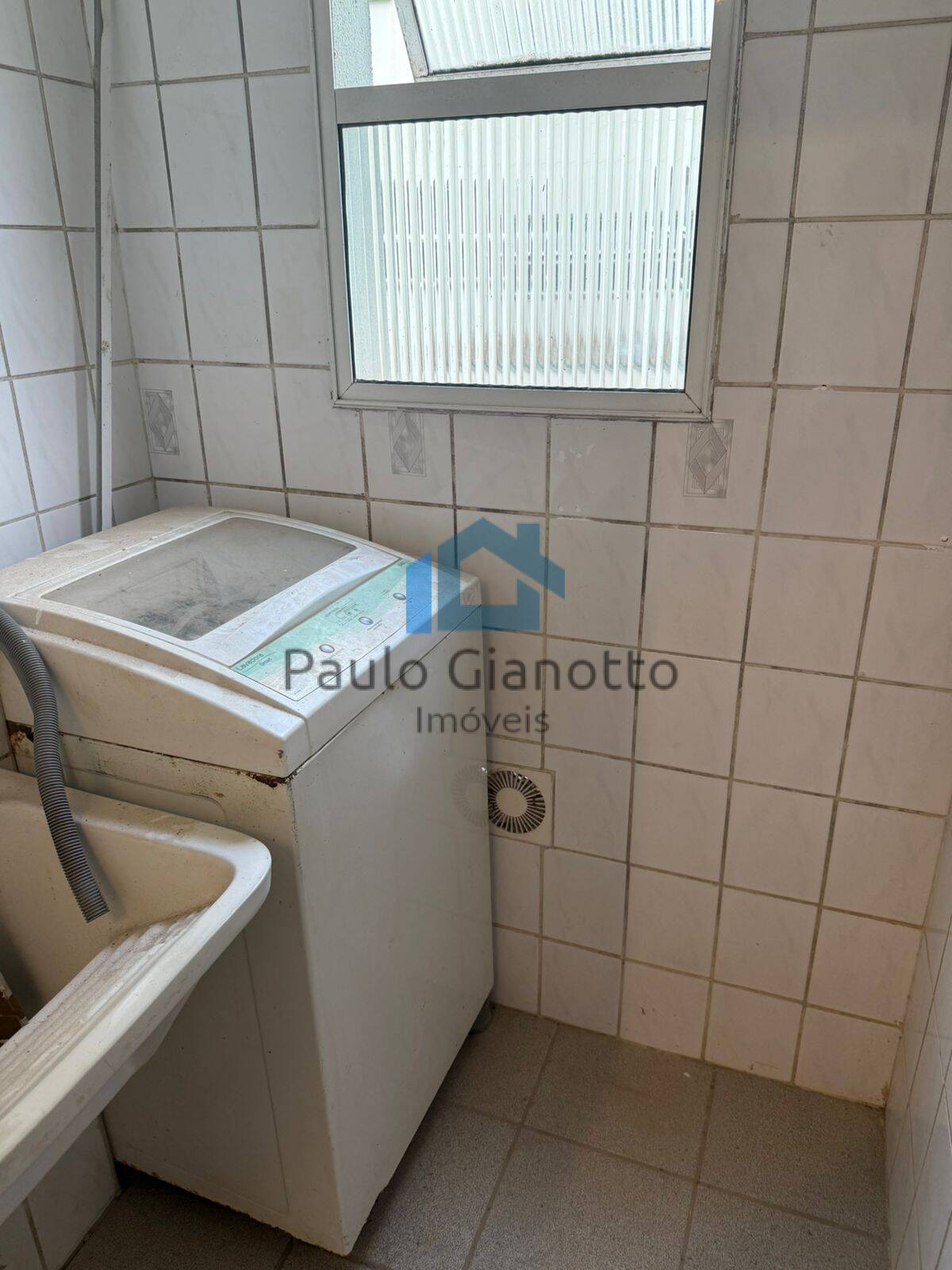 Apartamento para alugar com 2 quartos, 50m² - Foto 4