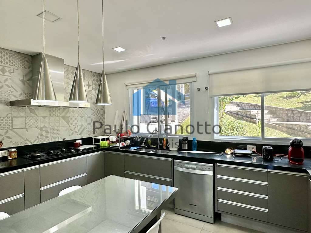 Casa de Condomínio à venda com 5 quartos, 375m² - Foto 22