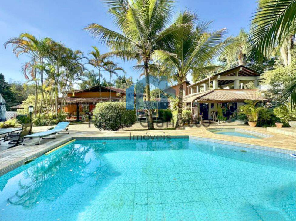 Casa de Condomínio à venda com 3 quartos, 503m² - Foto 1