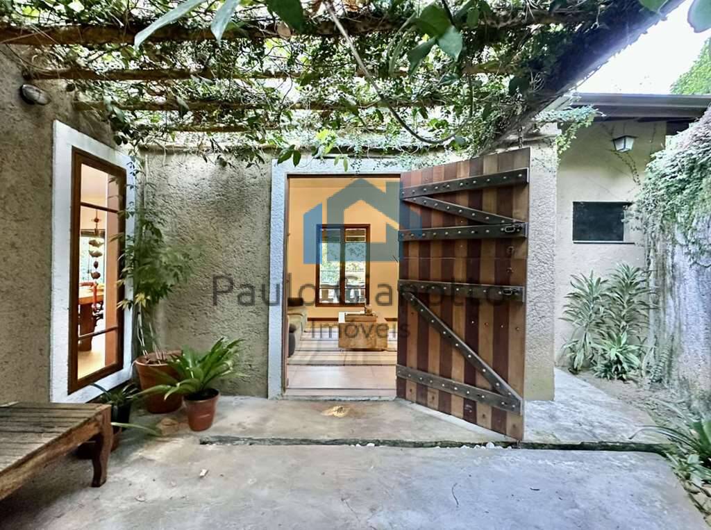 Casa de Condomínio à venda com 3 quartos, 355m² - Foto 13