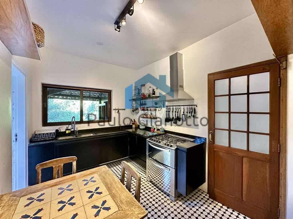 Casa de Condomínio à venda com 3 quartos, 355m² - Foto 17