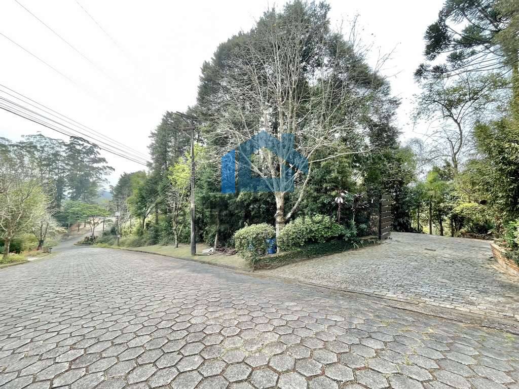 Casa de Condomínio à venda com 3 quartos, 398m² - Foto 2
