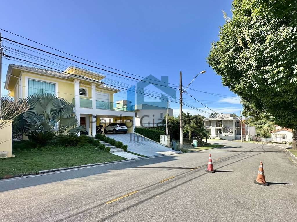 Casa de Condomínio à venda com 3 quartos, 382m² - Foto 4