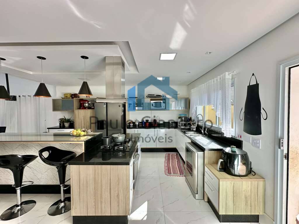 Casa de Condomínio à venda com 3 quartos, 382m² - Foto 13