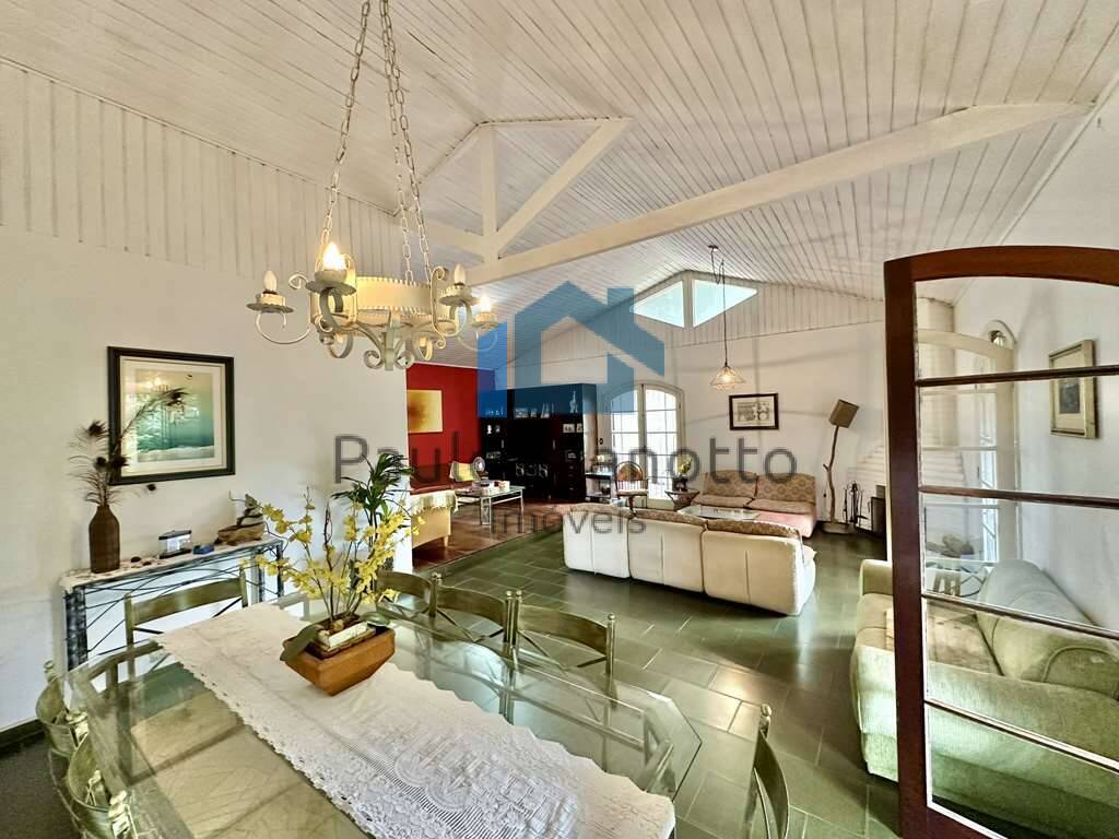 Casa à venda com 3 quartos, 233m² - Foto 10