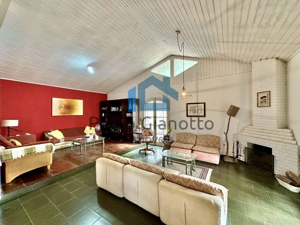 Casa à venda com 3 quartos, 233m² - Foto 12