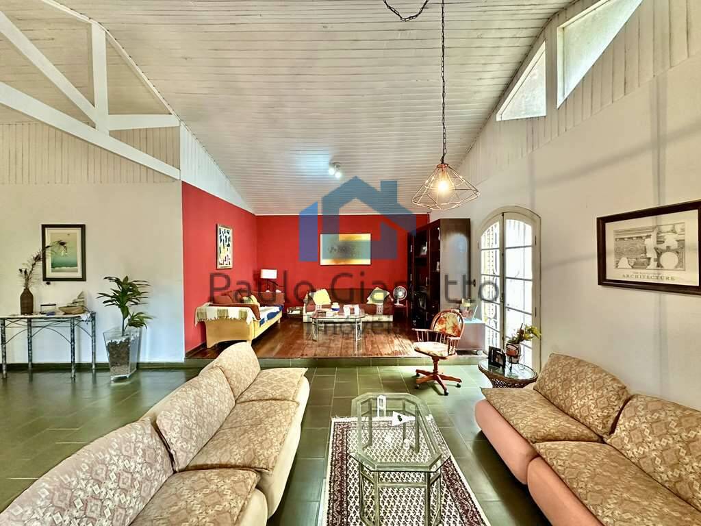 Casa à venda com 3 quartos, 233m² - Foto 13