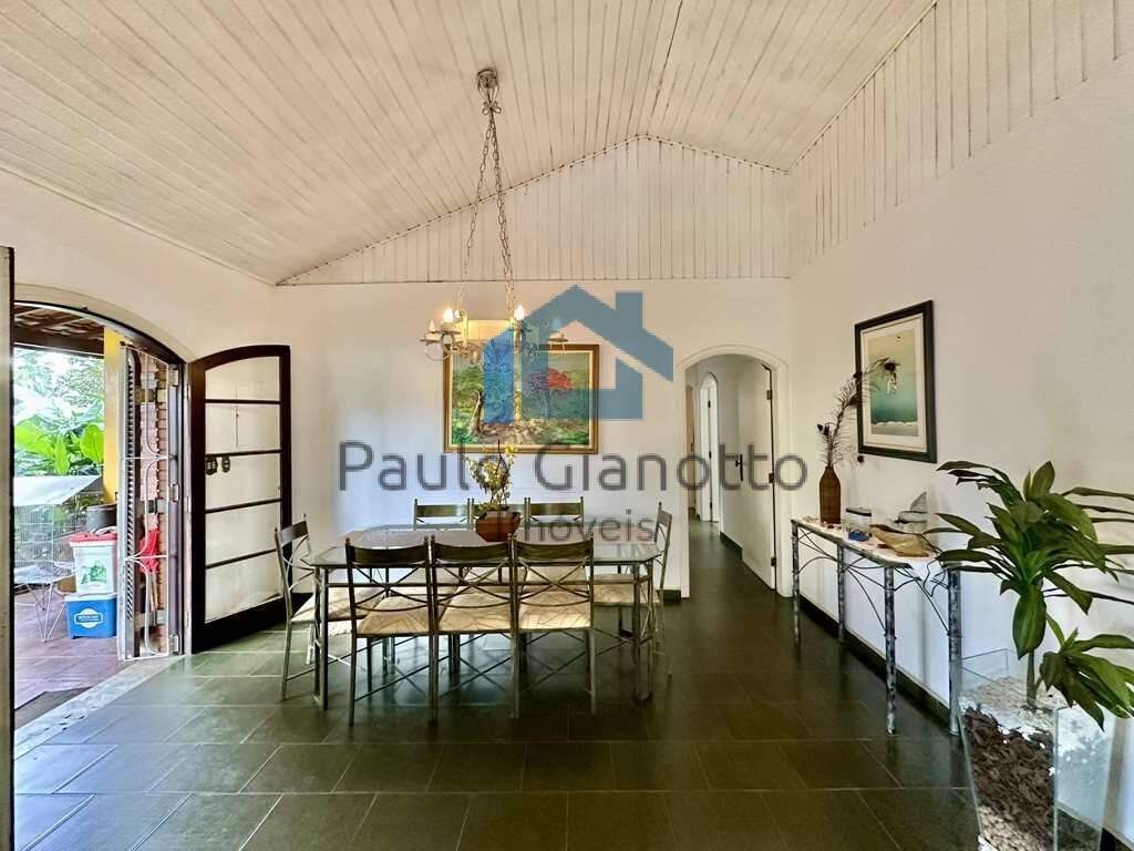 Casa à venda com 3 quartos, 233m² - Foto 17