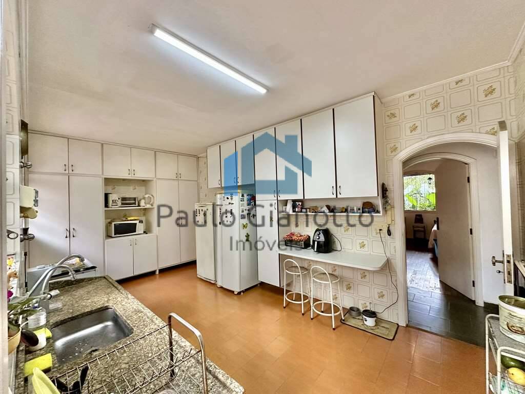 Casa à venda com 3 quartos, 233m² - Foto 20