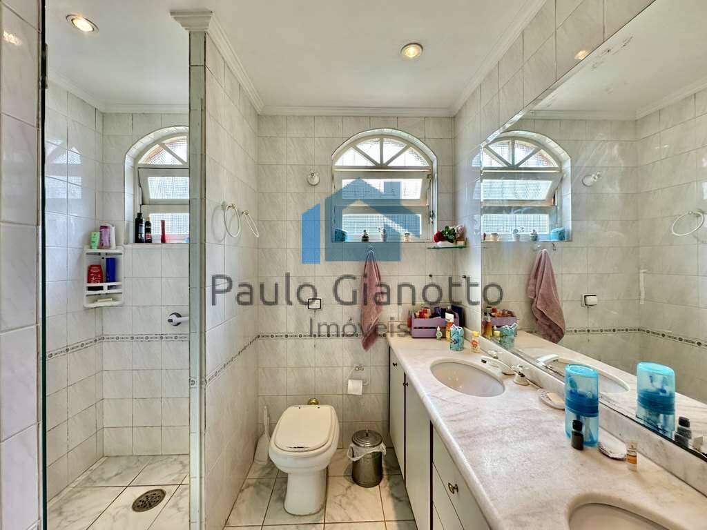 Casa à venda com 3 quartos, 233m² - Foto 25