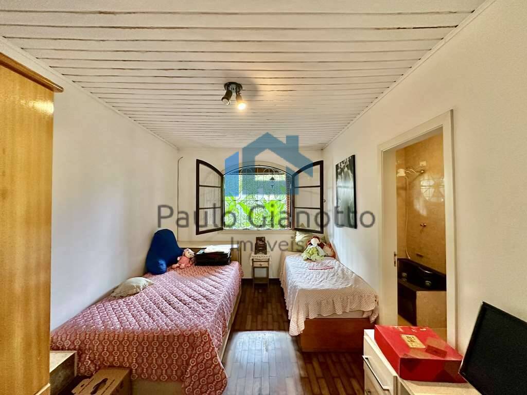 Casa à venda com 3 quartos, 233m² - Foto 28