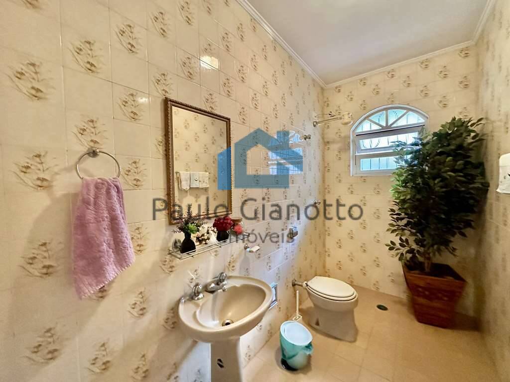 Casa à venda com 3 quartos, 233m² - Foto 34