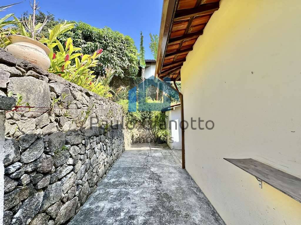 Casa de Condomínio à venda com 5 quartos, 368m² - Foto 9