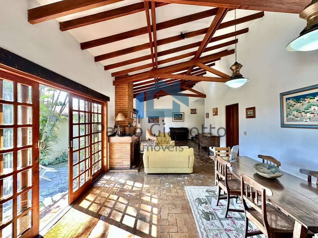 Casa de Condomínio à venda com 5 quartos, 368m² - Foto 32