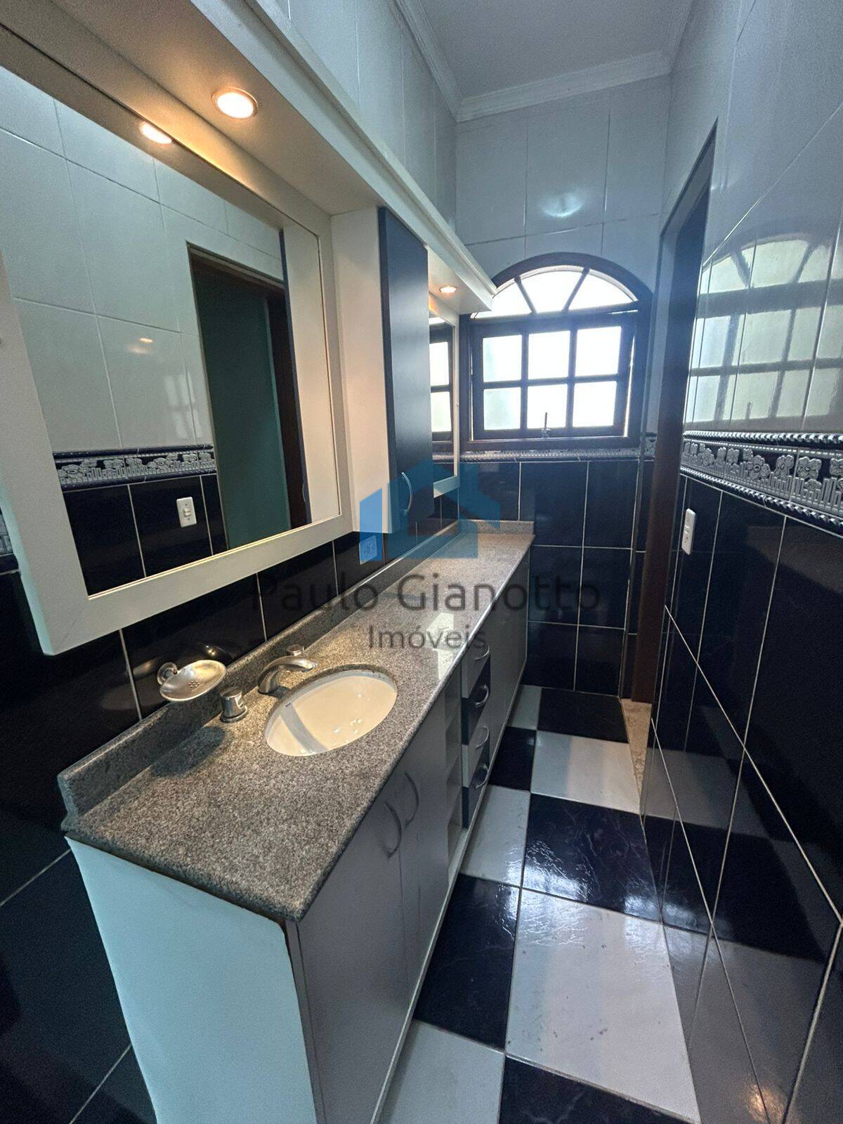 Casa, 4 quartos, 249 m² - Foto 36