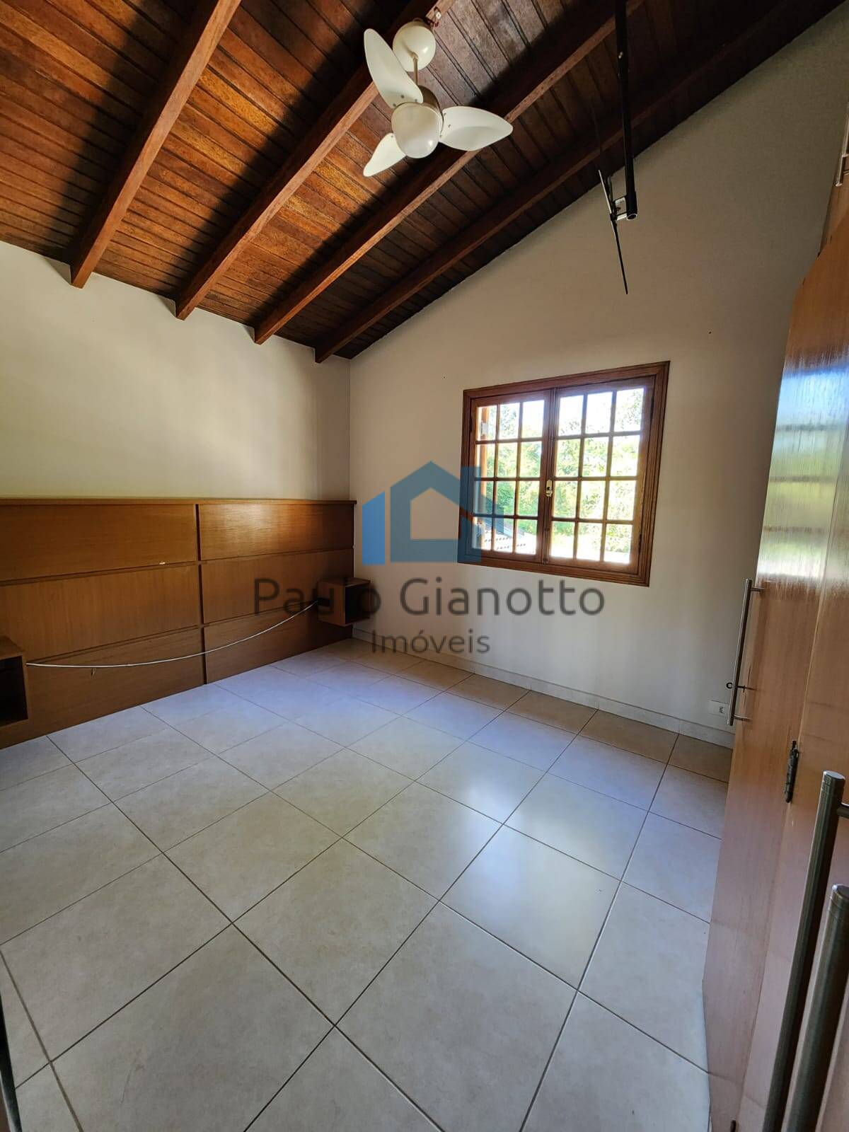 Casa de Condomínio à venda com 6 quartos, 238m² - Foto 31