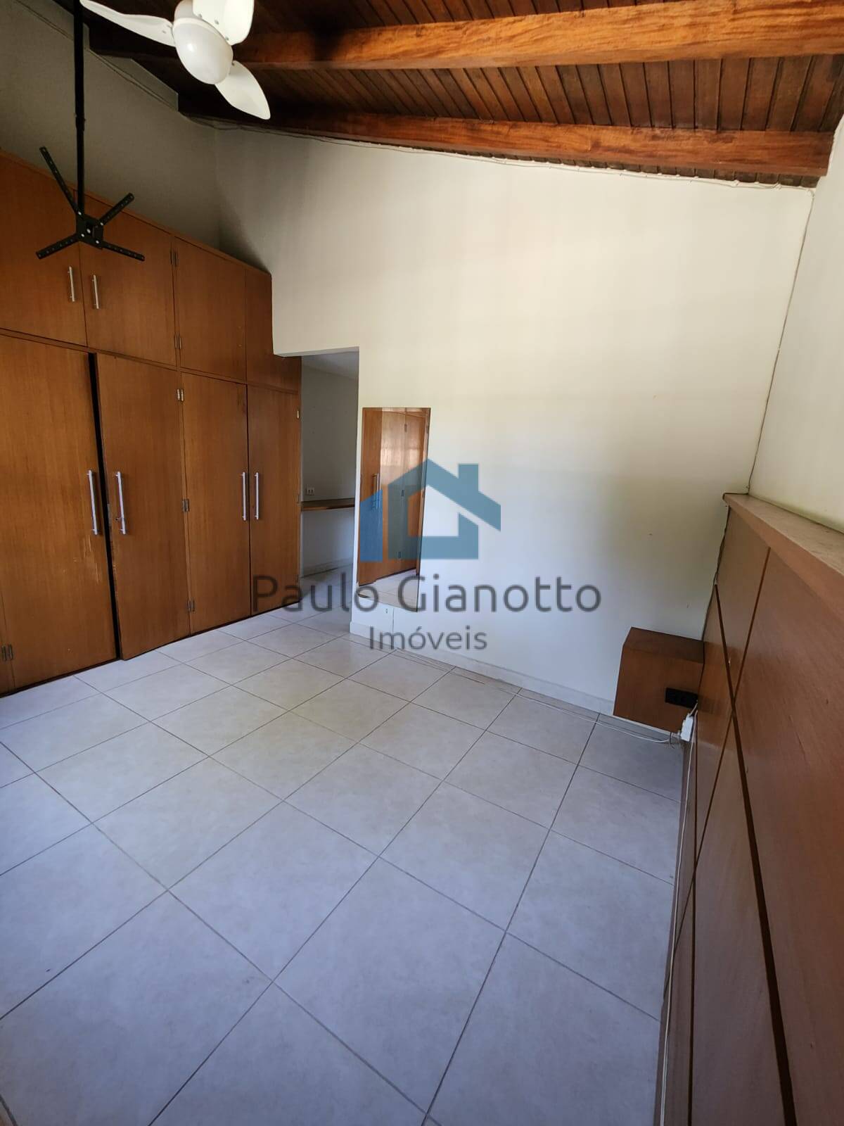 Casa de Condomínio à venda com 6 quartos, 238m² - Foto 28