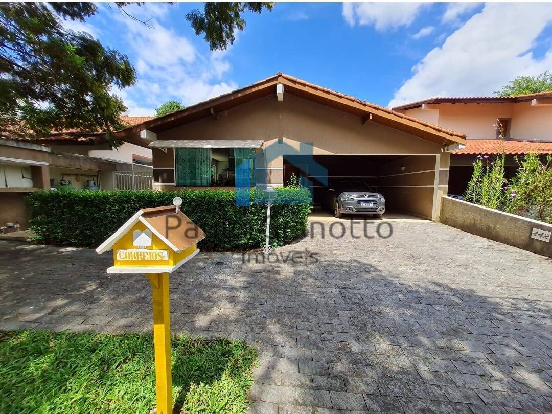 Casa de Condomínio à venda com 6 quartos, 238m² - Foto 1